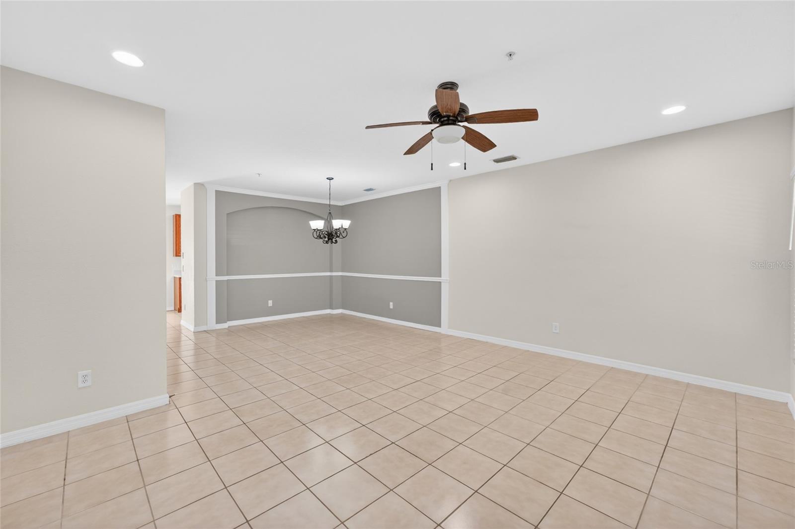 Image 9 of 46 For 216 Deepcove Road