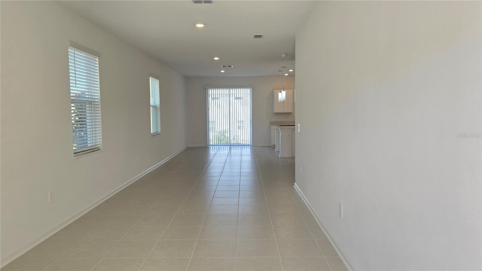 Image 11 of 82 For 2664 Armstrong Avenue