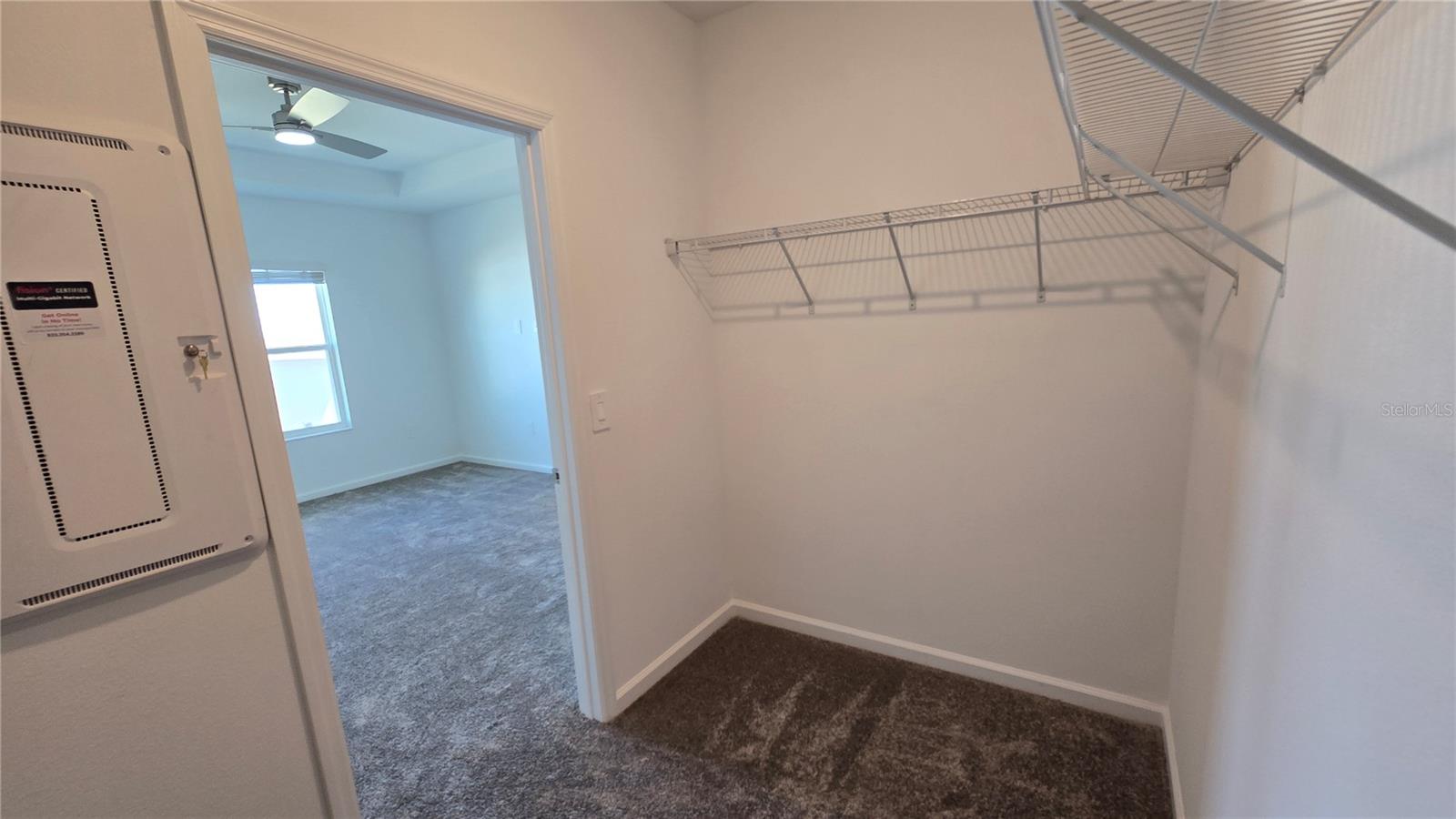 Image 34 of 82 For 2664 Armstrong Avenue