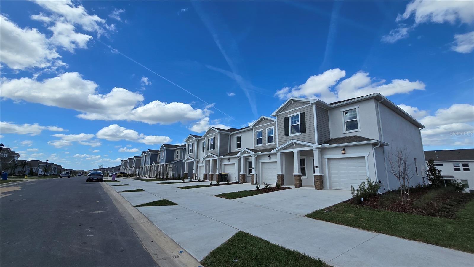 Image 5 of 82 For 2664 Armstrong Avenue