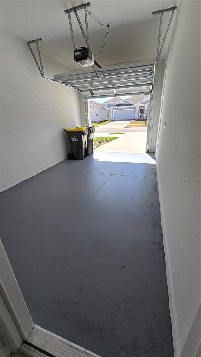 Image 64 of 82 For 2664 Armstrong Avenue