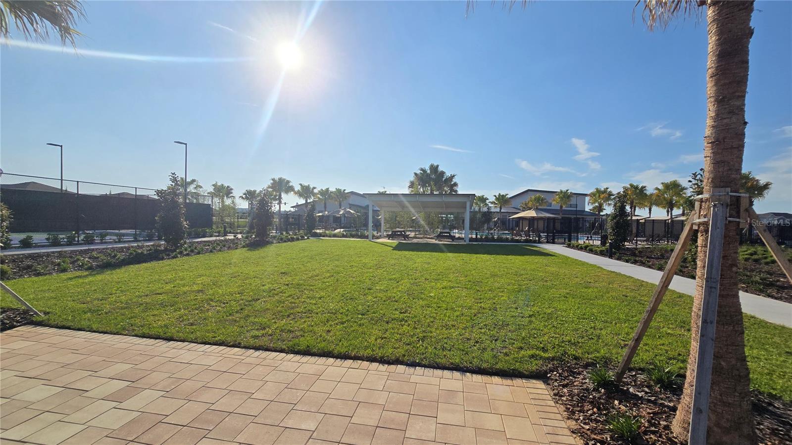 Image 74 of 82 For 2664 Armstrong Avenue