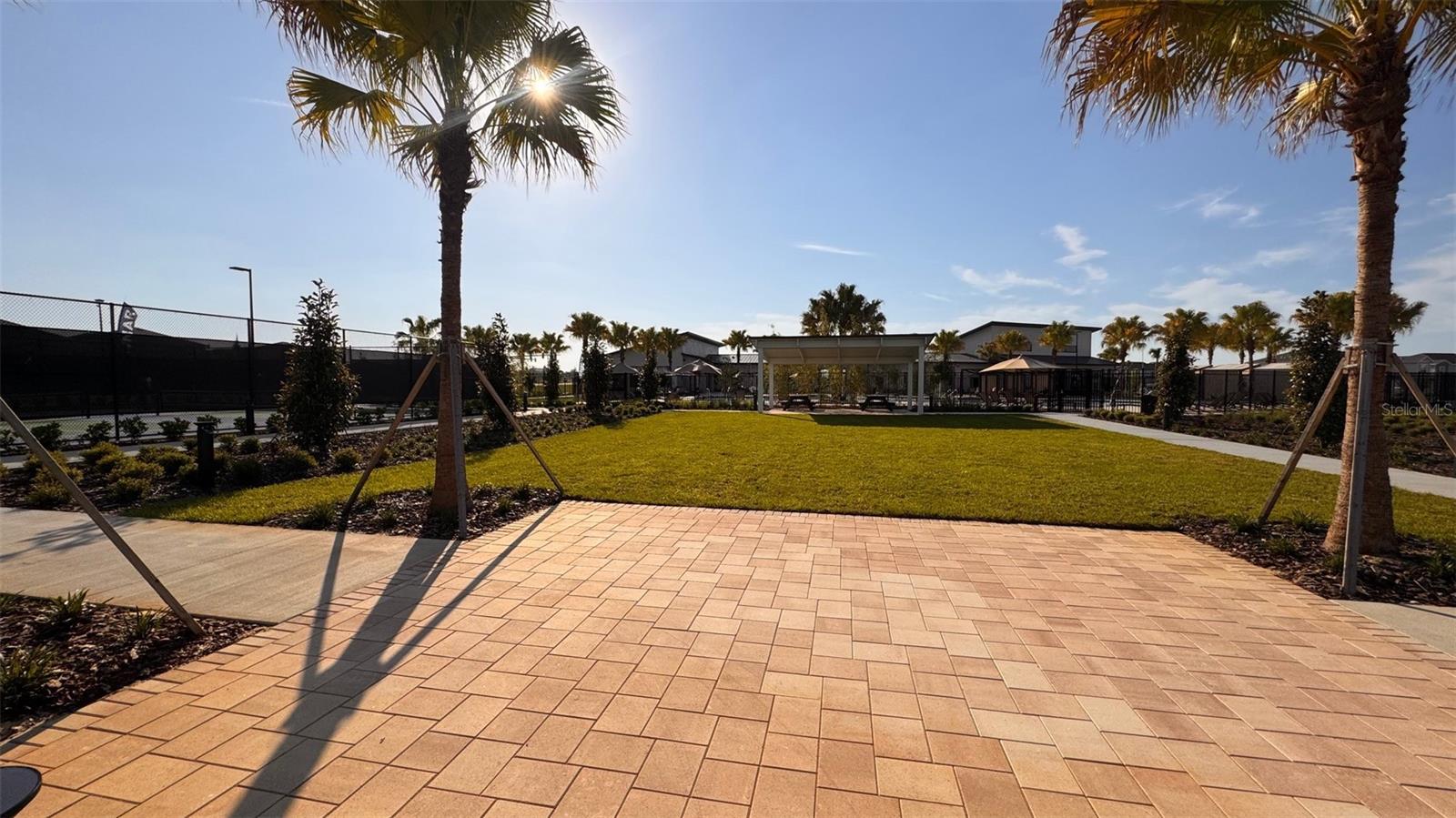 Image 81 of 82 For 2664 Armstrong Avenue