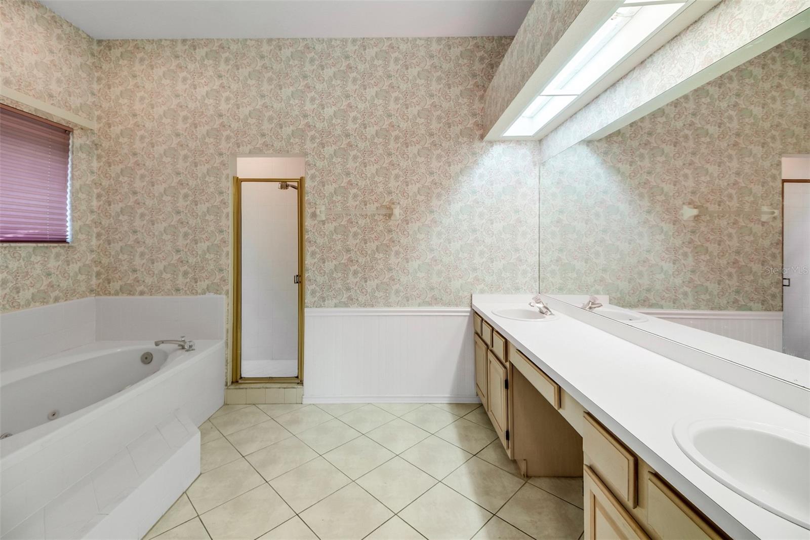 Image 40 of 51 For 3862 Golden Meadow Court