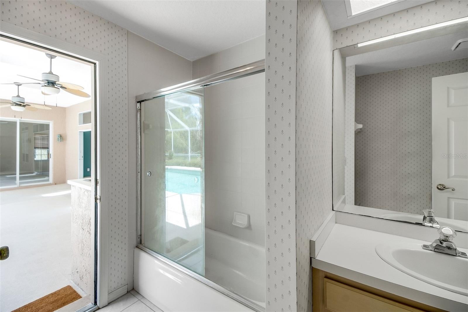 Image 43 of 51 For 3862 Golden Meadow Court