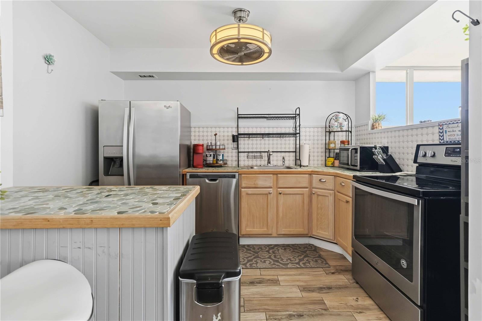 Image 8 of 27 For 2800 Atlantic Avenue 1216