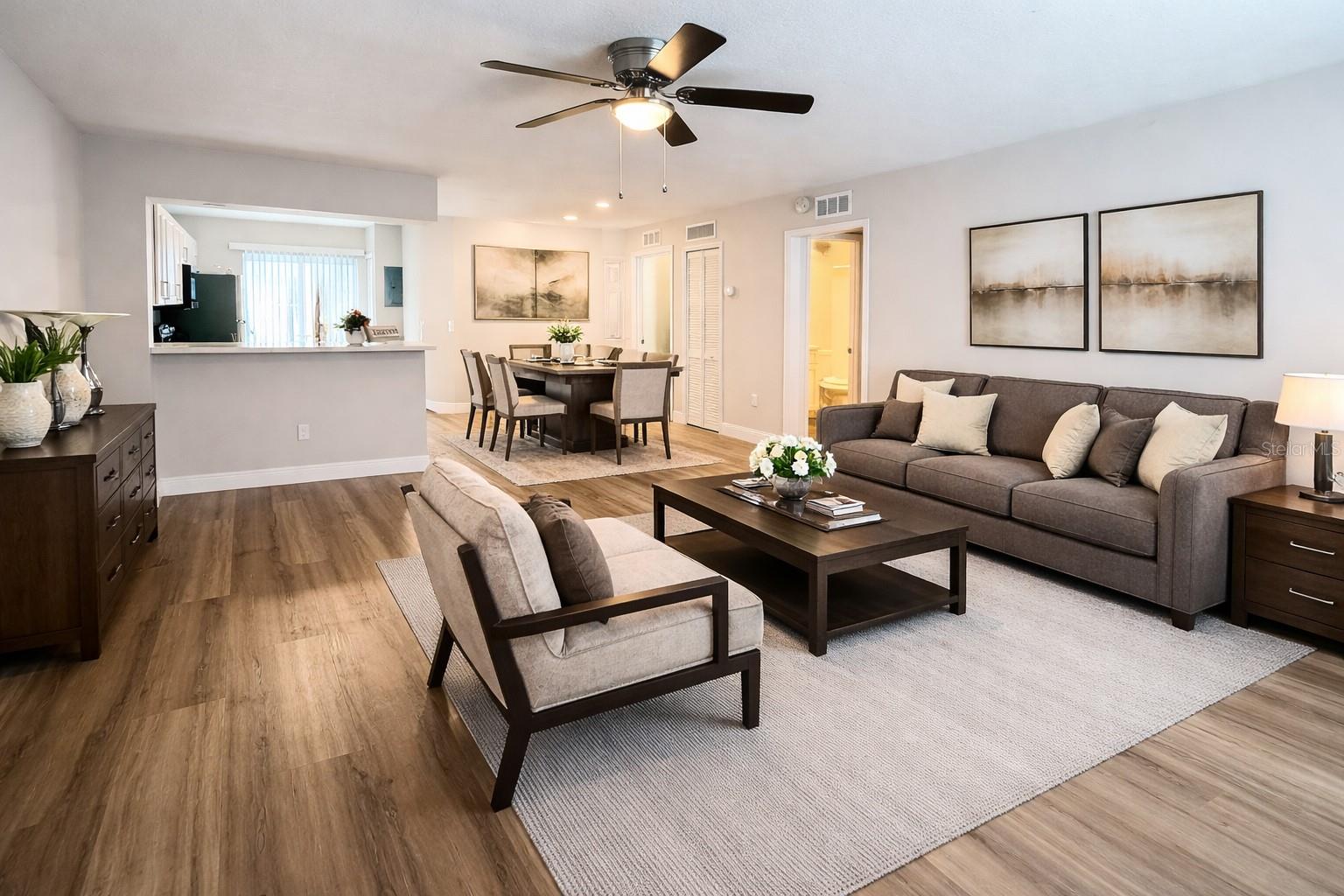 Image 4 of 27 For 3651 Goldenrod Road E106