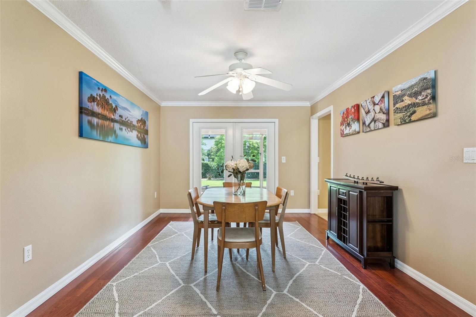 Listing photo id 17 for 5203 Hammock Pointe Court