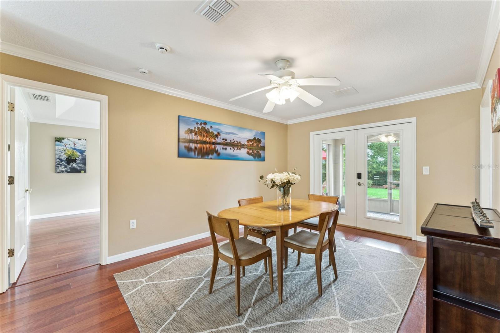 Listing photo id 18 for 5203 Hammock Pointe Court