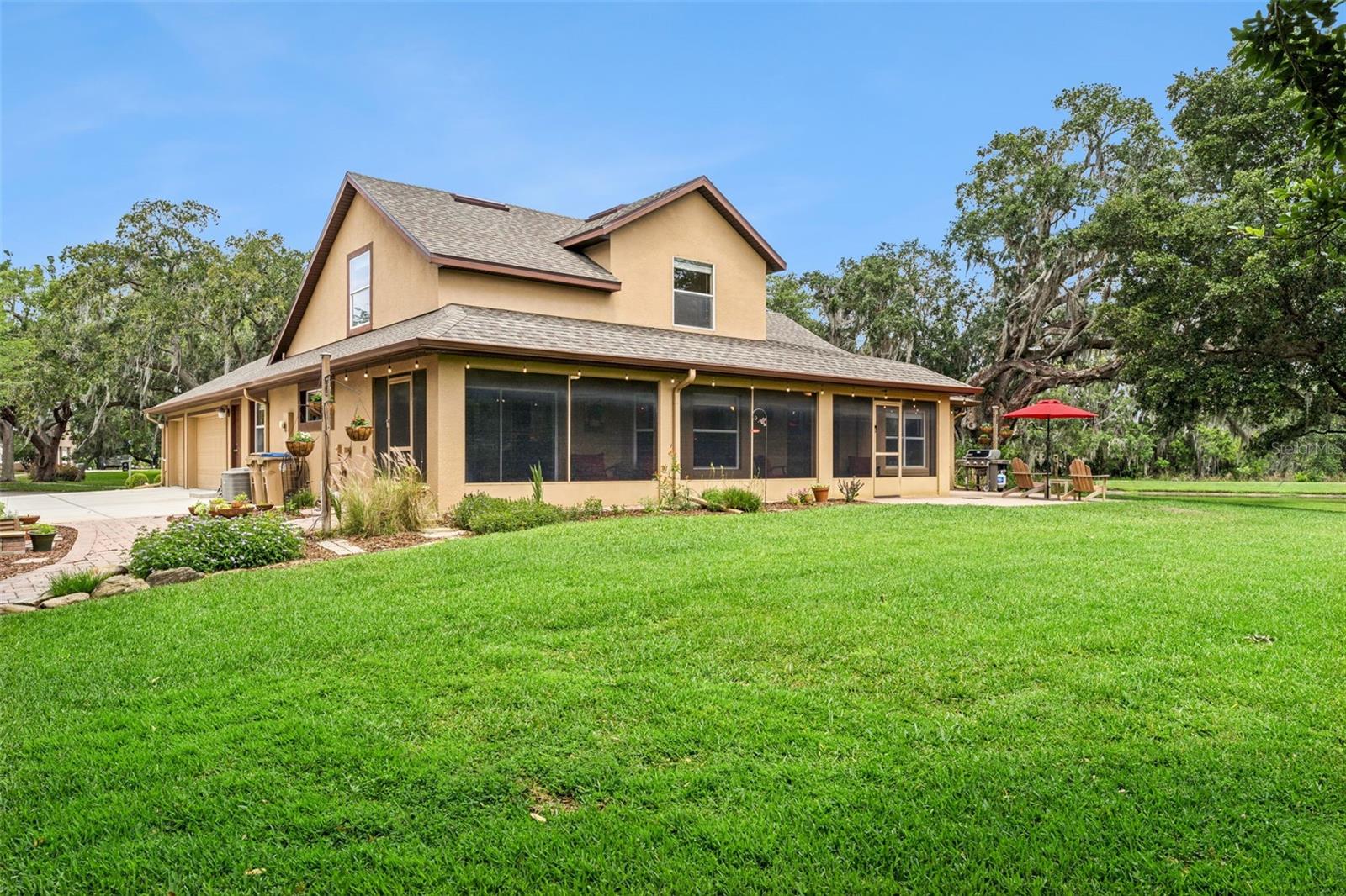 Listing photo id 41 for 5203 Hammock Pointe Court