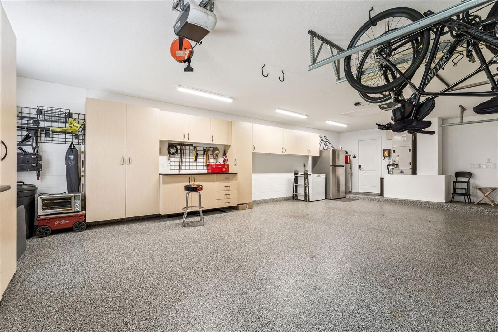 Listing photo id 6 for 5203 Hammock Pointe Court