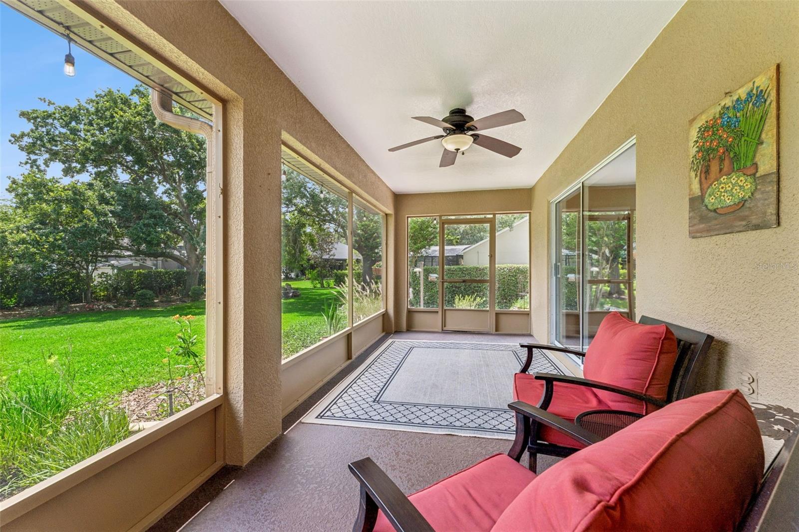 Listing photo id 7 for 5203 Hammock Pointe Court