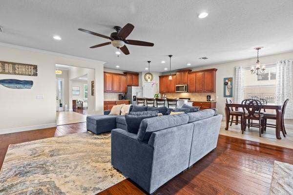 Image 12 of 50 For 30201 Hackney Loop