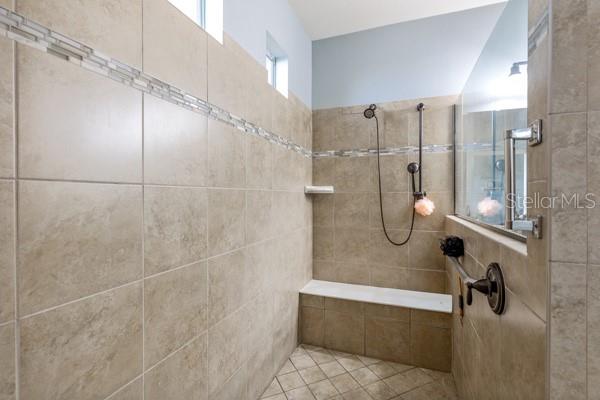 Image 28 of 50 For 30201 Hackney Loop