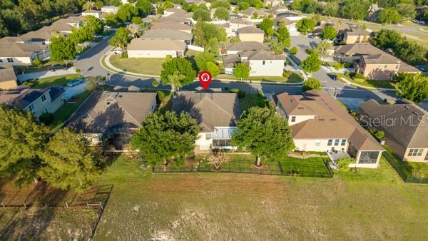 Image 38 of 50 For 30201 Hackney Loop