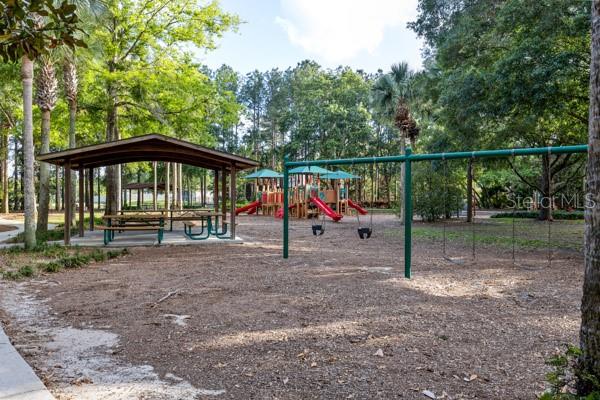 Image 44 of 50 For 30201 Hackney Loop