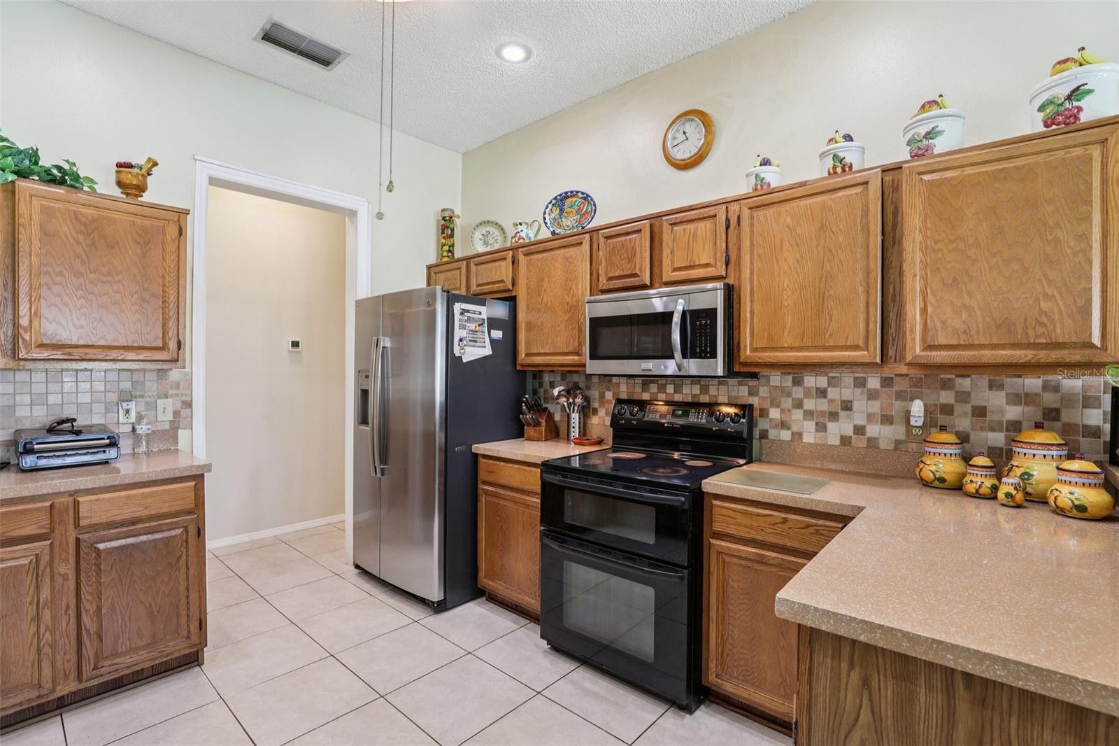 Image 13 of 40 For 3521 Molona Drive