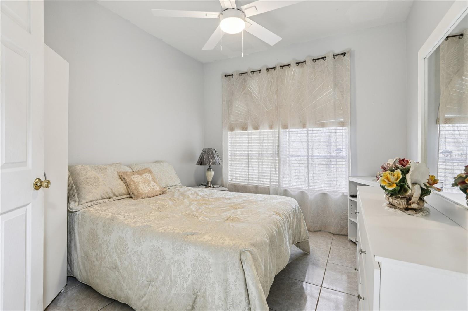 Image 15 of 40 For 3521 Molona Drive