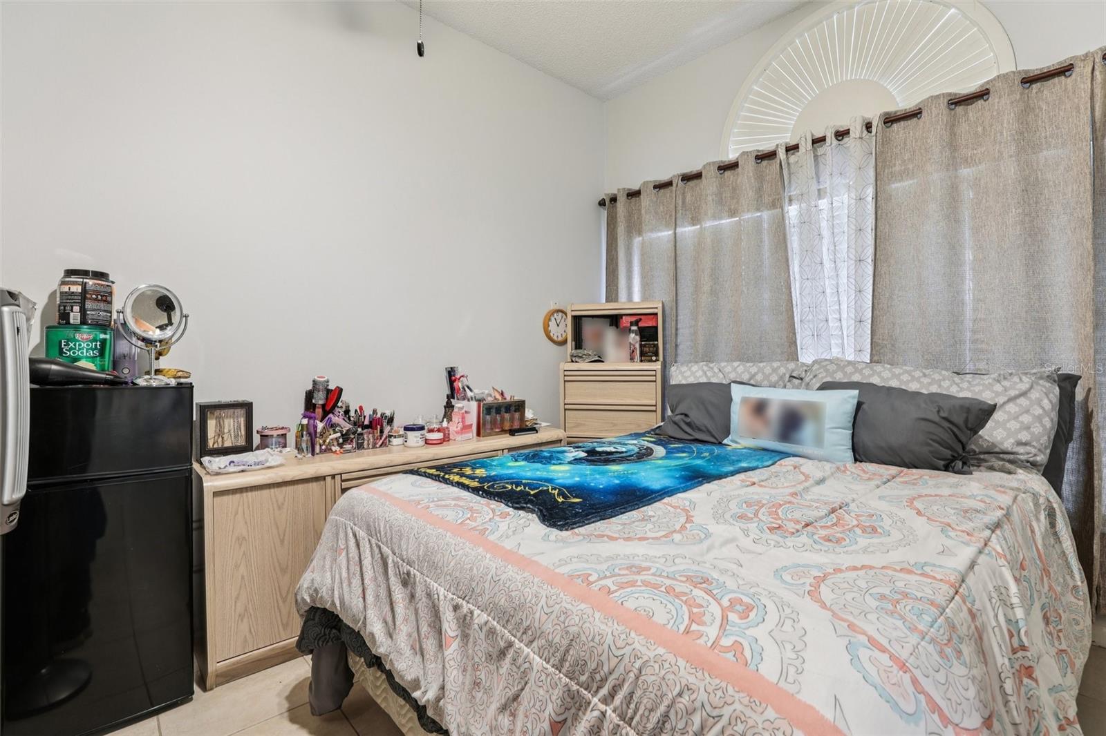 Image 21 of 40 For 3521 Molona Drive