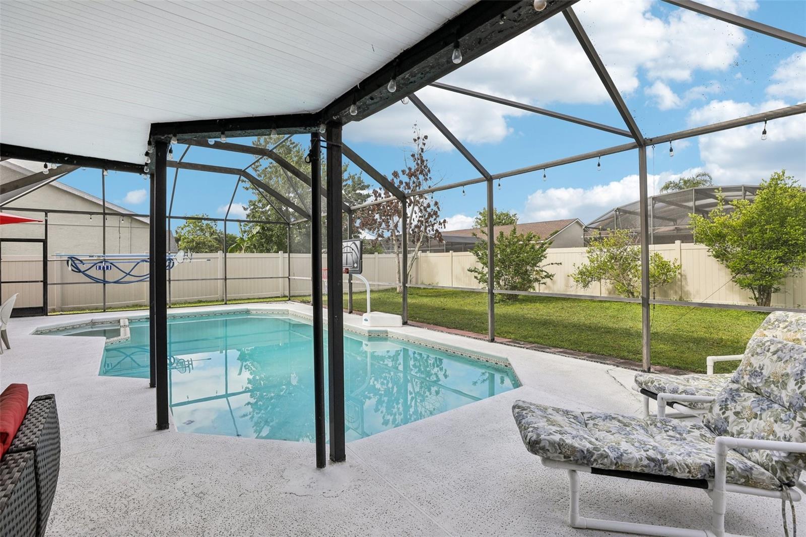 Image 30 of 40 For 3521 Molona Drive