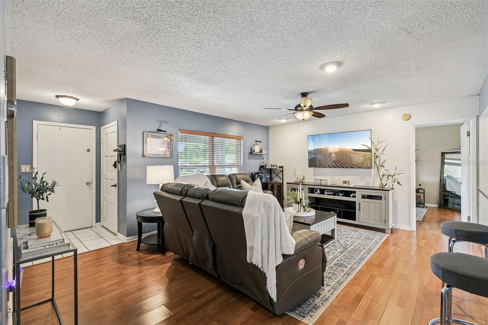 Image 10 of 43 For 102 Silver Cluster Court