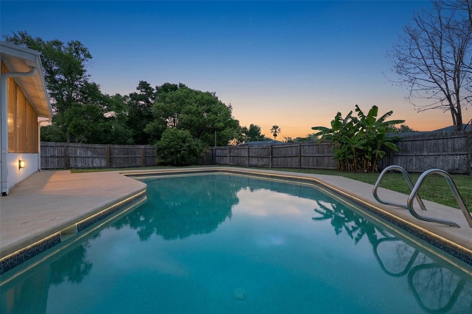 Image 2 of 43 For 102 Silver Cluster Court