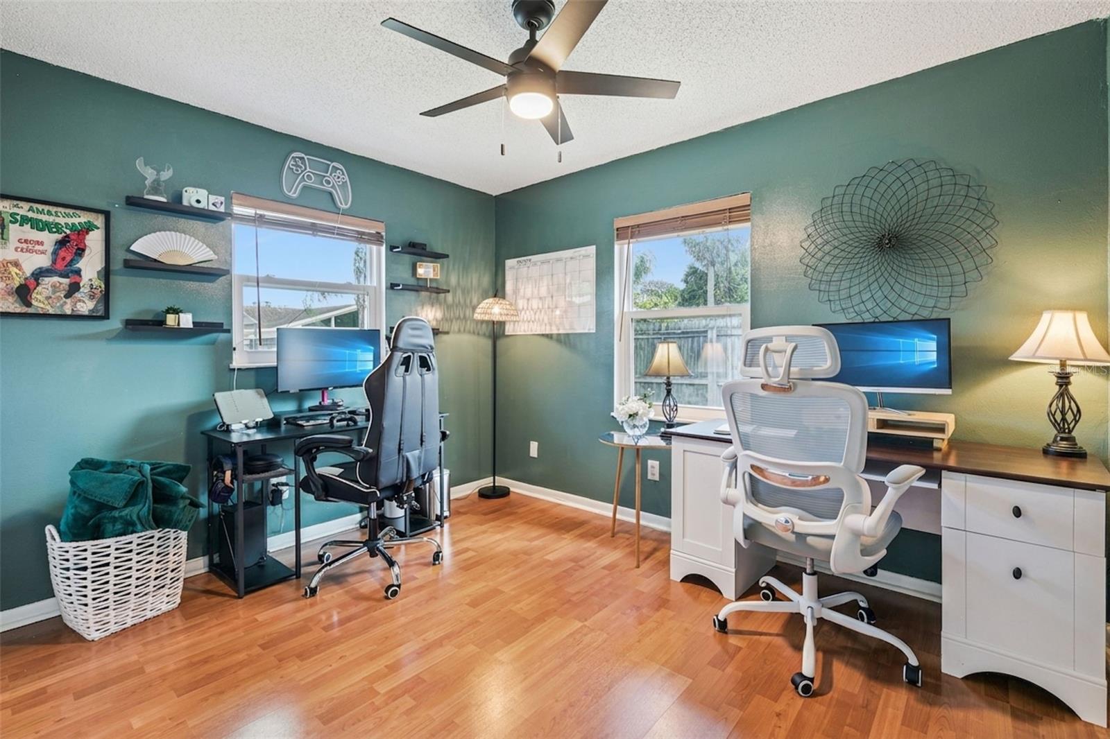 Image 29 of 43 For 102 Silver Cluster Court