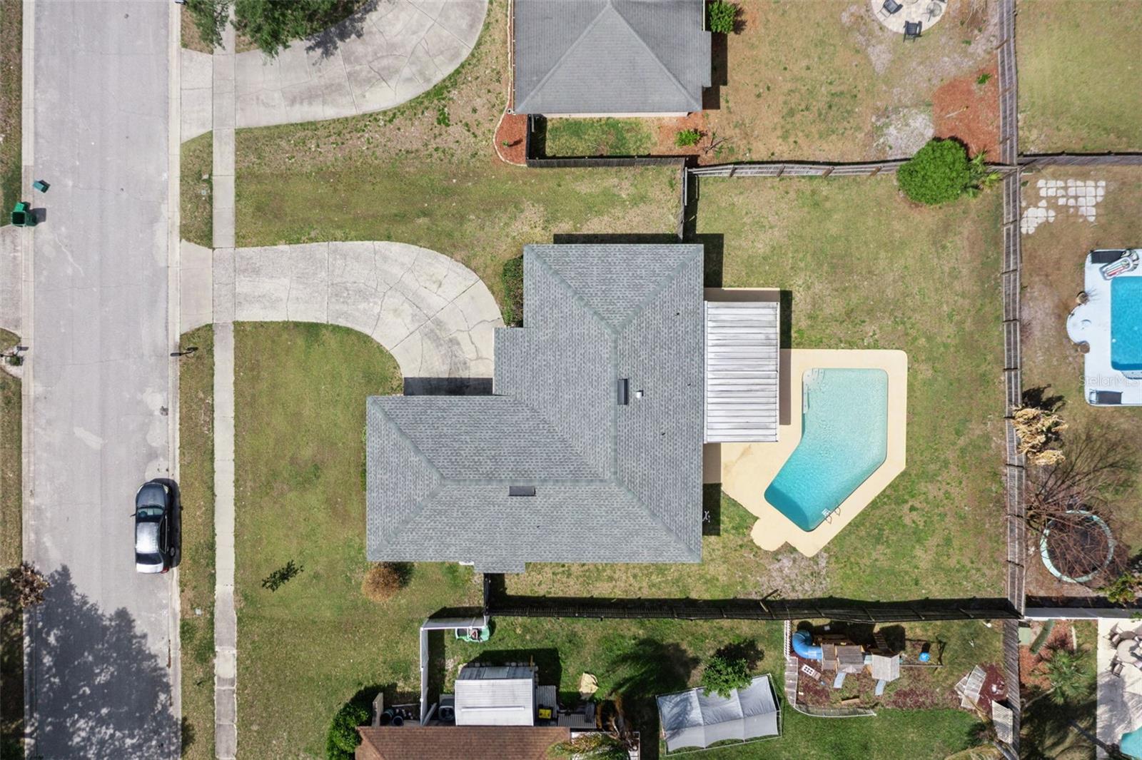 Image 38 of 43 For 102 Silver Cluster Court