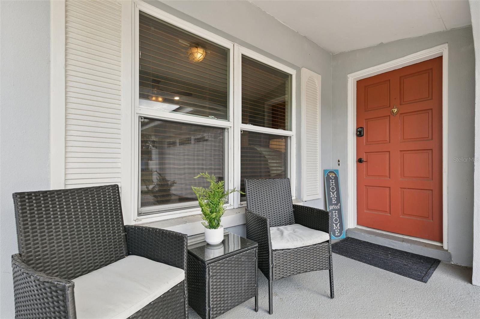 Image 5 of 43 For 102 Silver Cluster Court