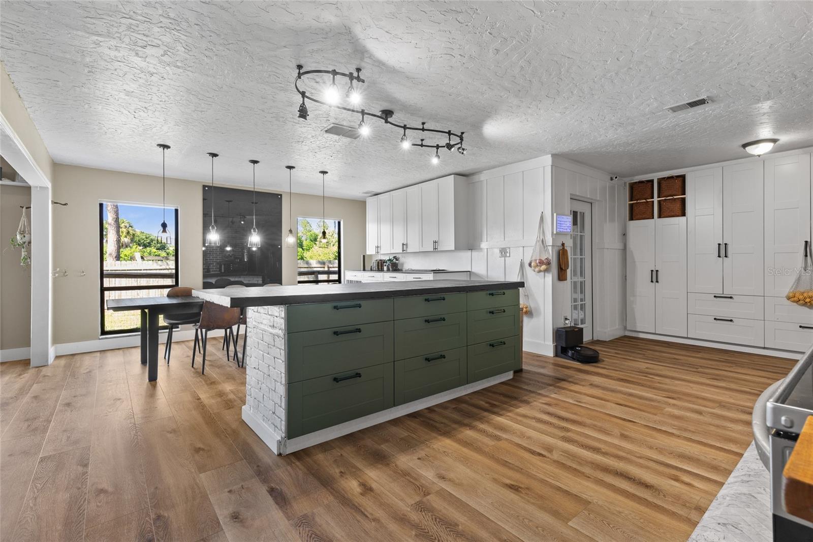 Image 10 of 35 For 3815 Ironwedge Drive