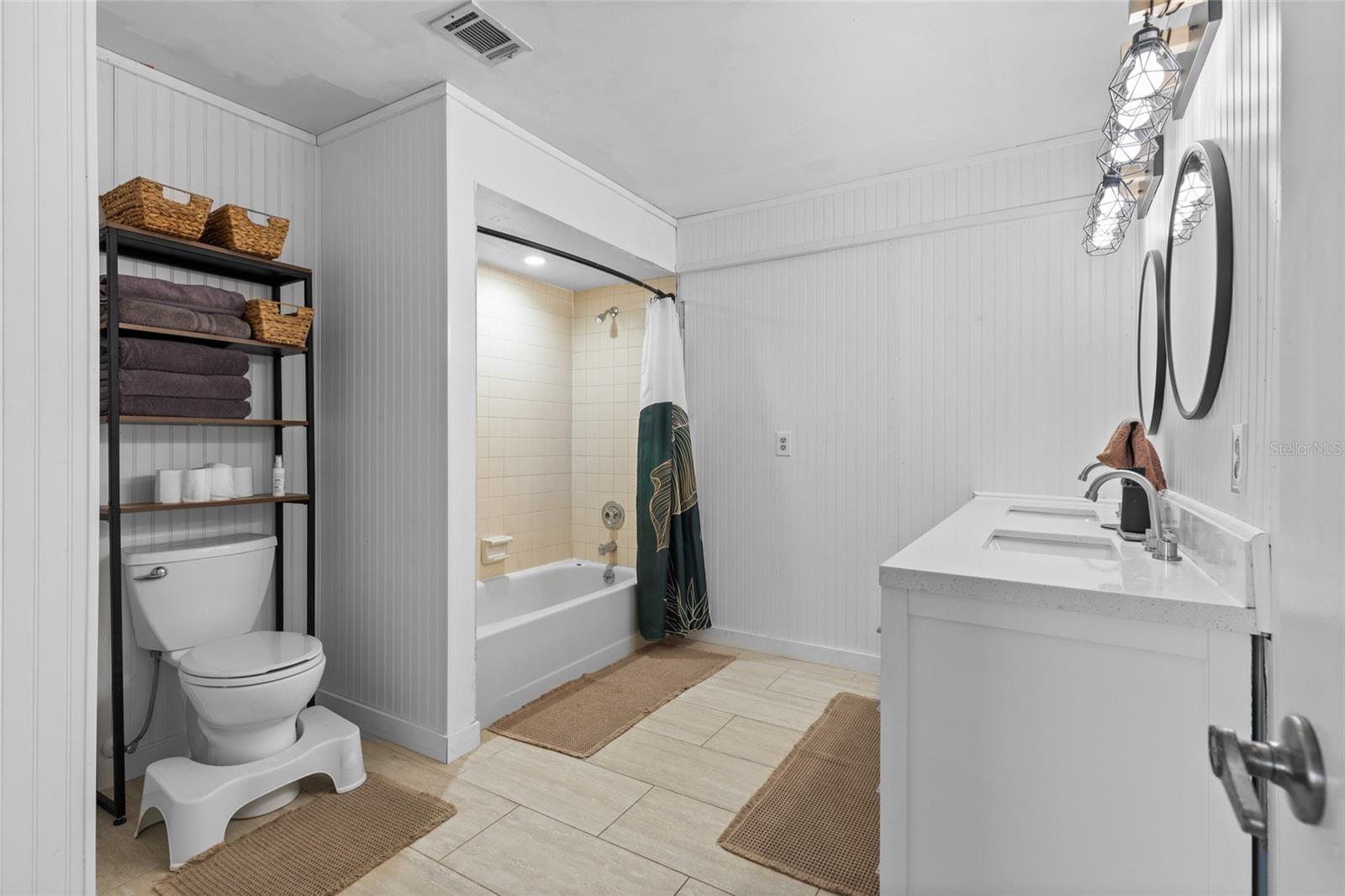 Image 26 of 35 For 3815 Ironwedge Drive