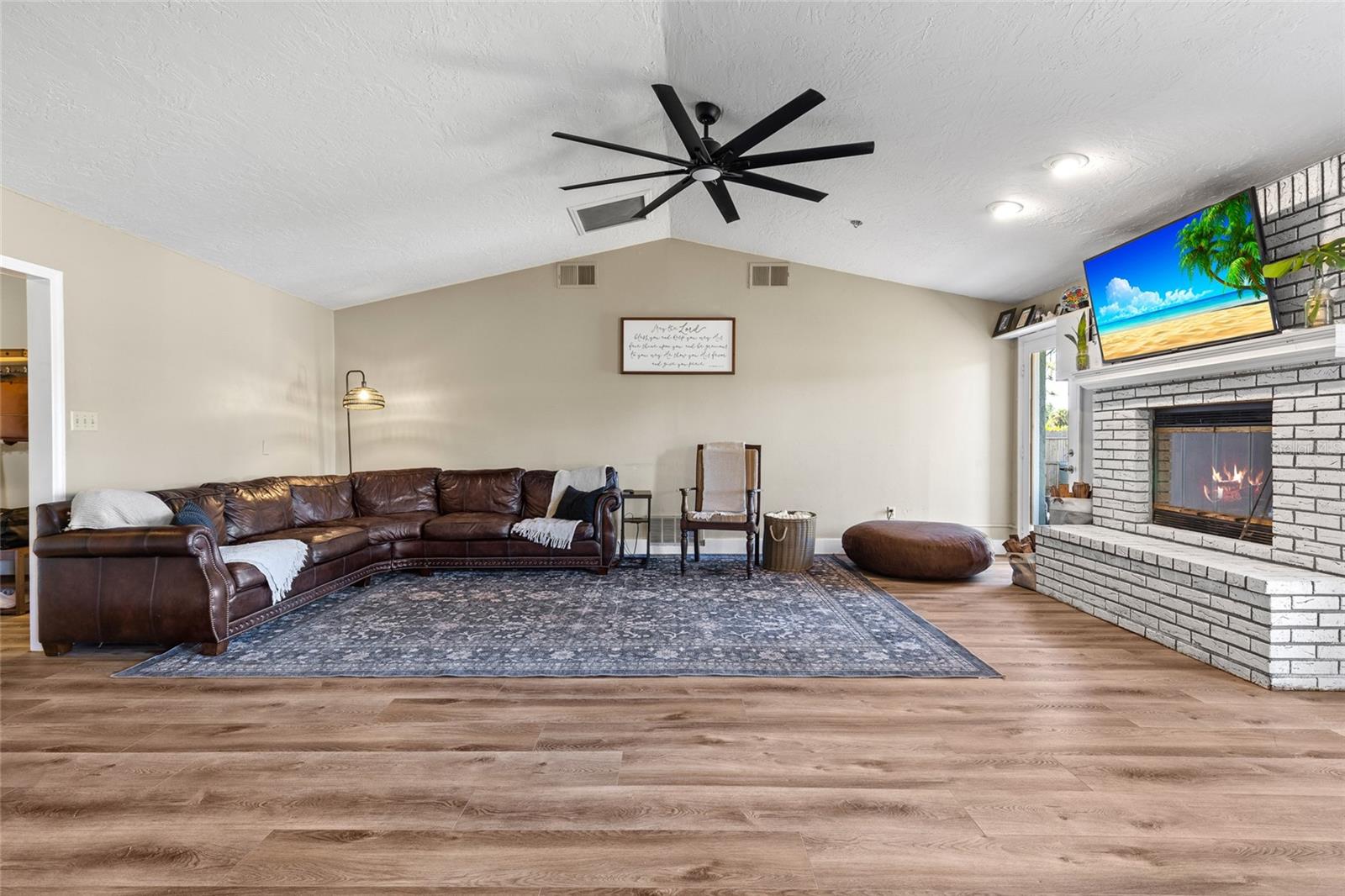 Image 7 of 35 For 3815 Ironwedge Drive