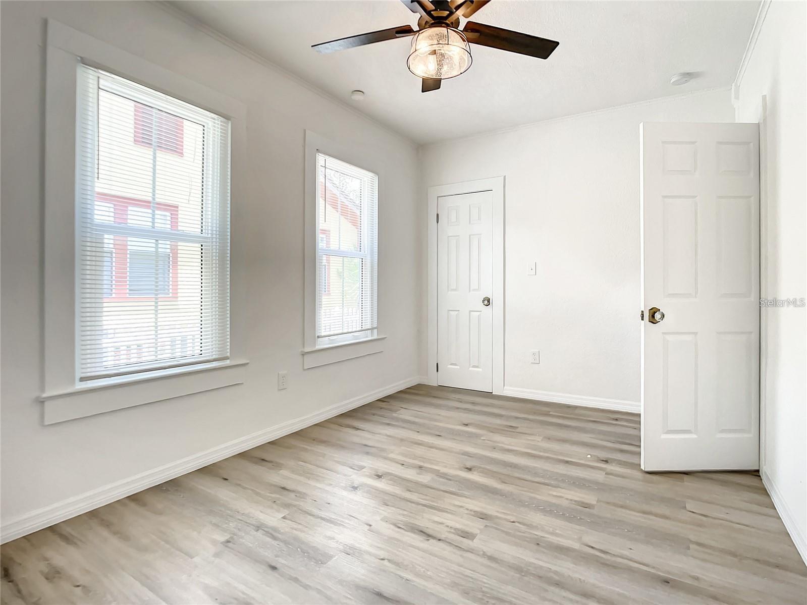 Image 12 of 16 For 110 Palm Place