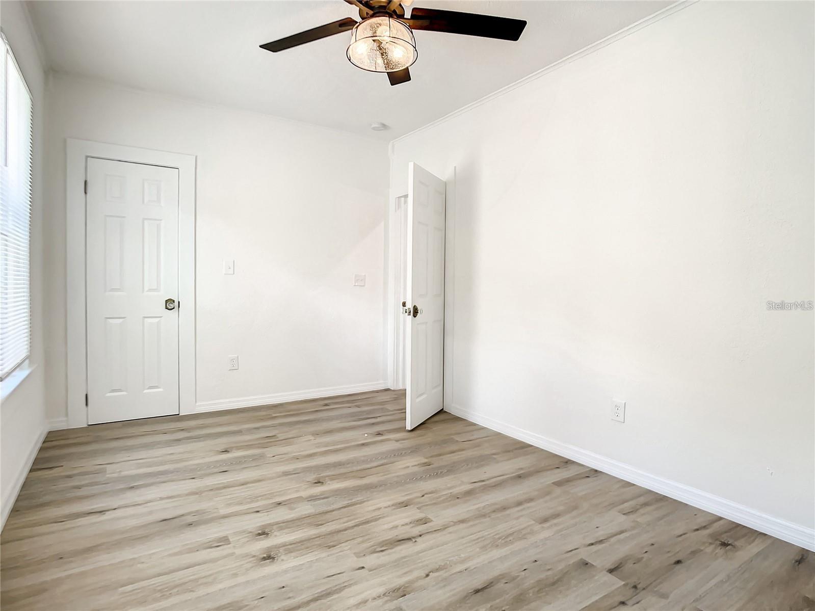 Image 13 of 16 For 110 Palm Place