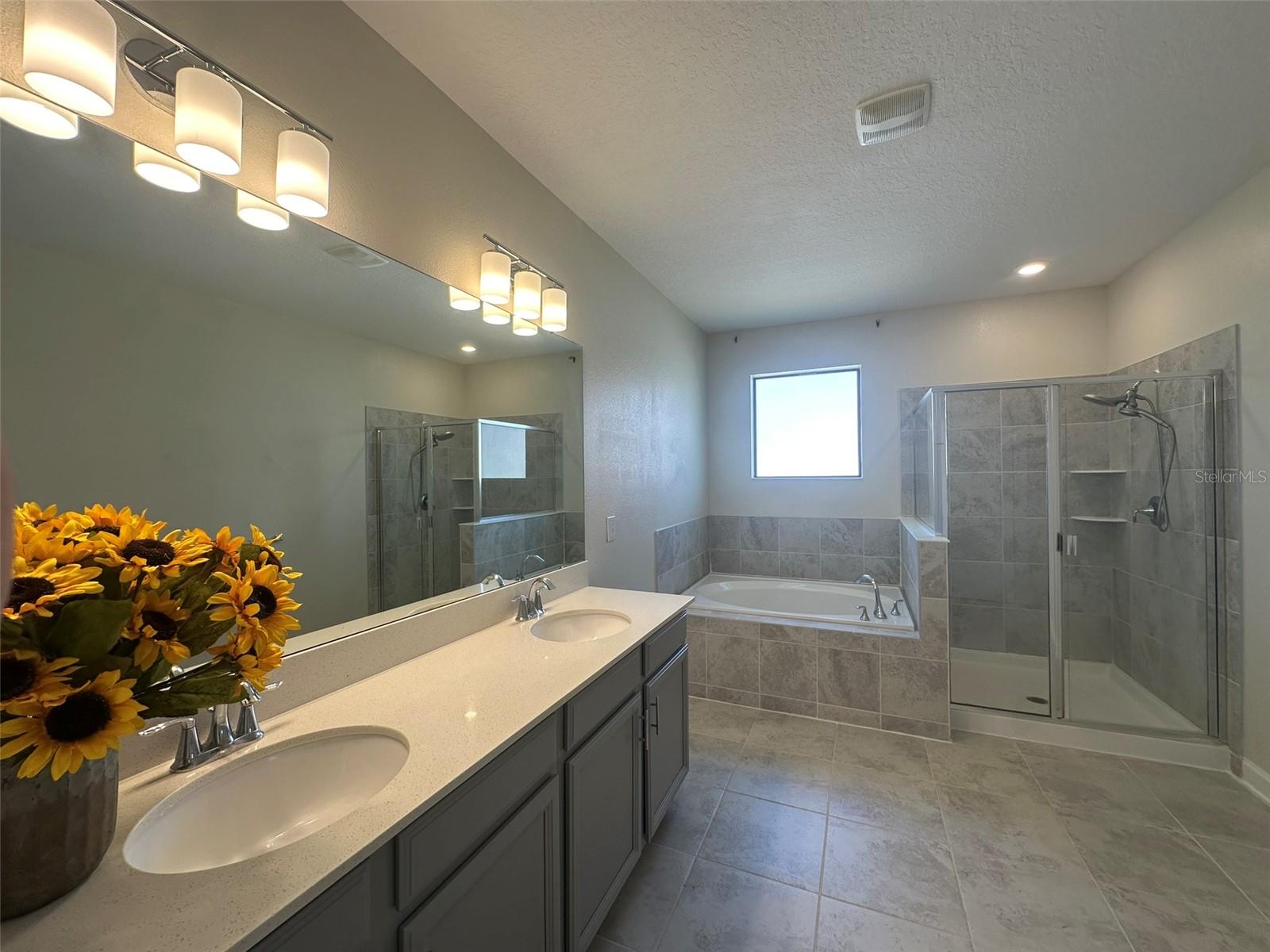 Image 15 of 25 For 8501 Arcadia Lane
