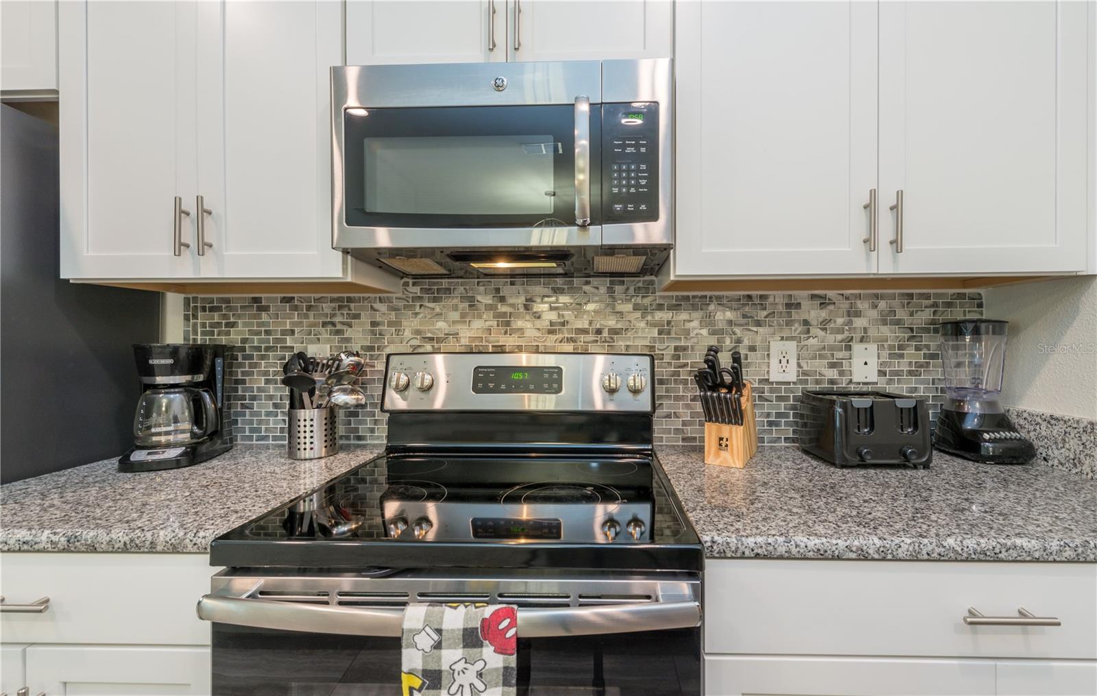 Image 18 of 36 For 3077 Juliet Drive