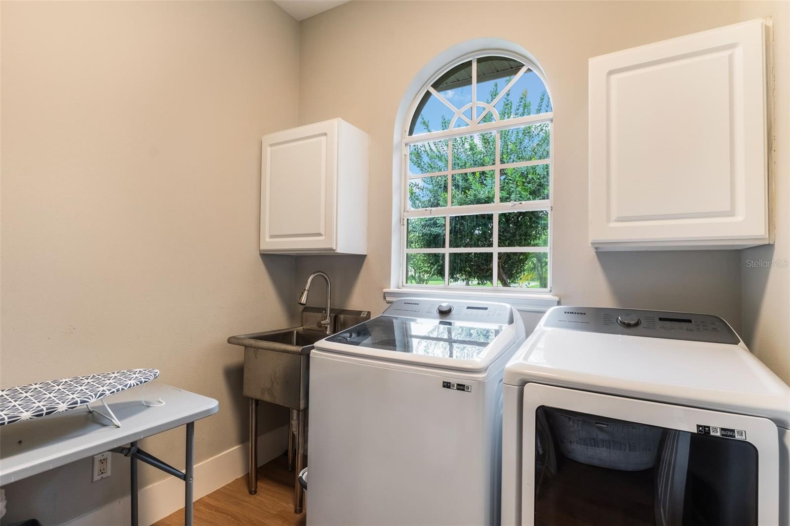 Image 21 of 57 For 12718 Windermere Isles Place