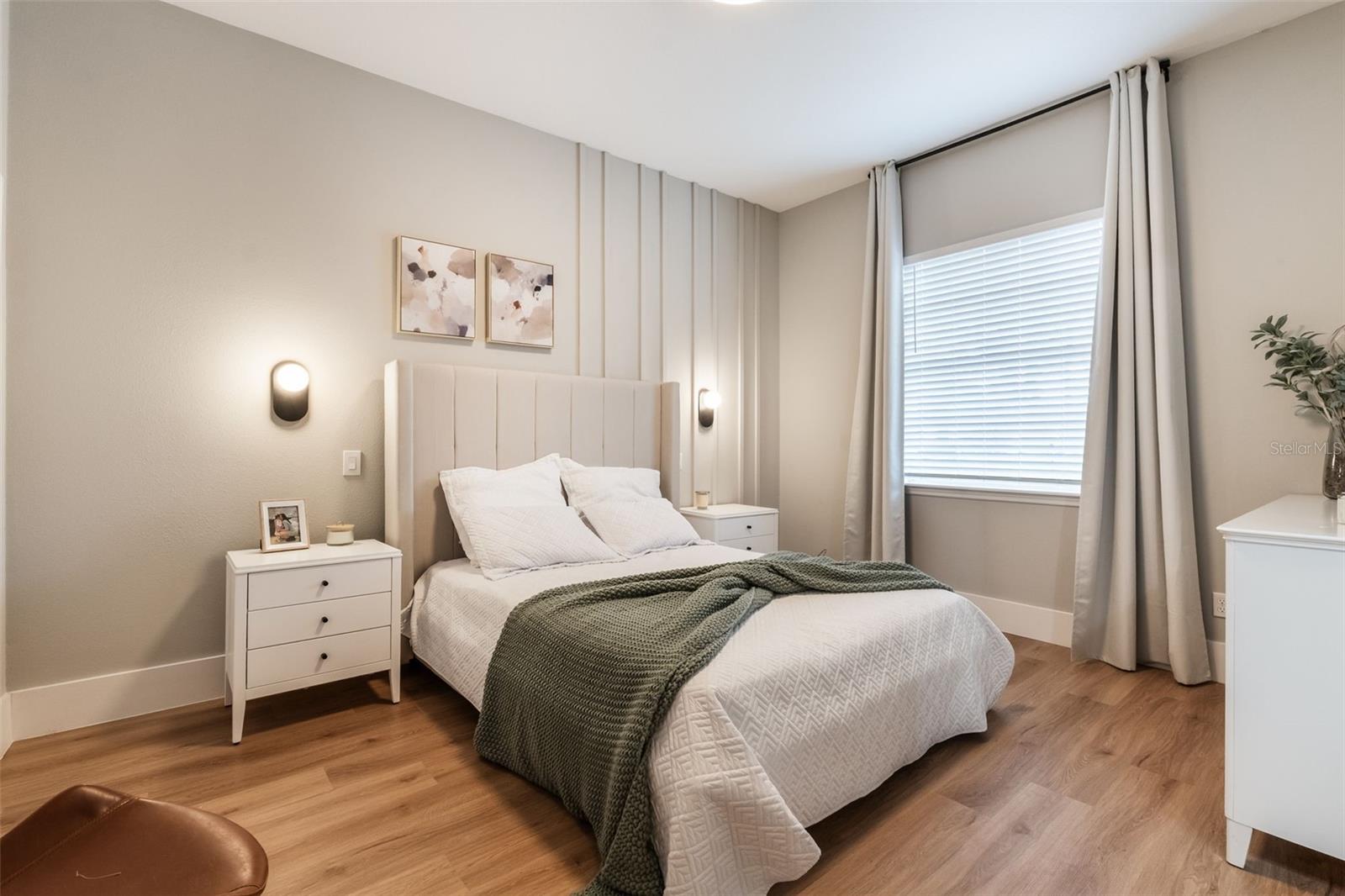 Image 22 of 57 For 12718 Windermere Isles Place