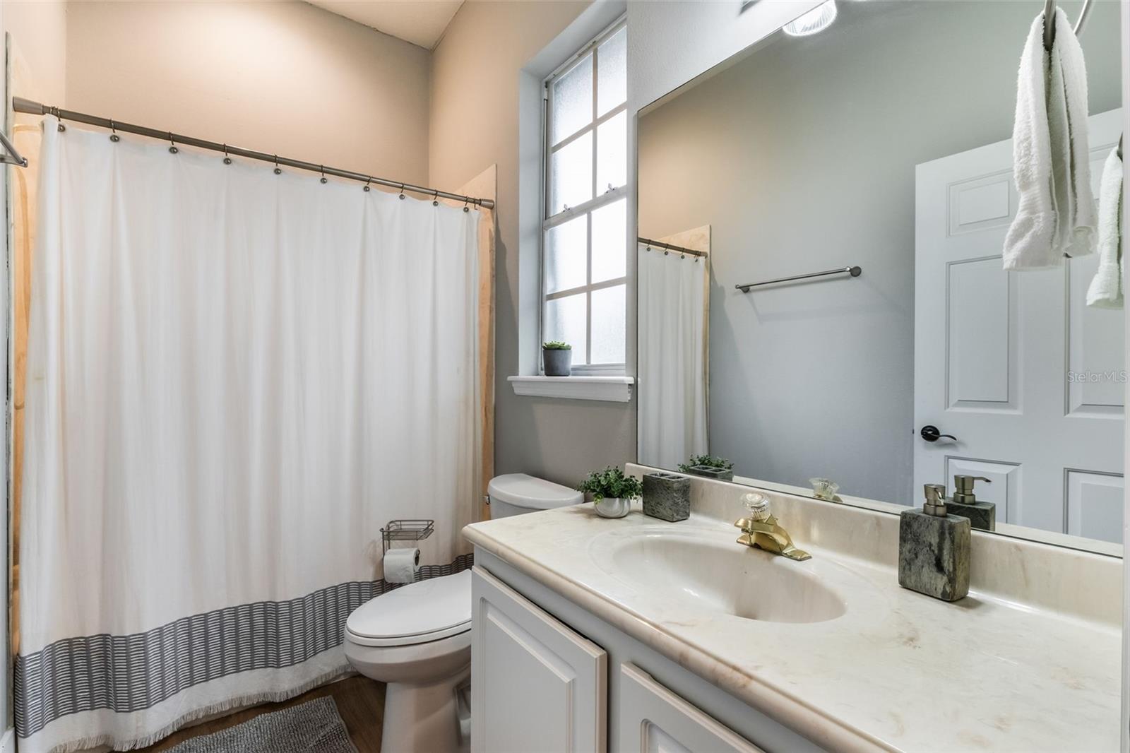 Image 27 of 57 For 12718 Windermere Isles Place