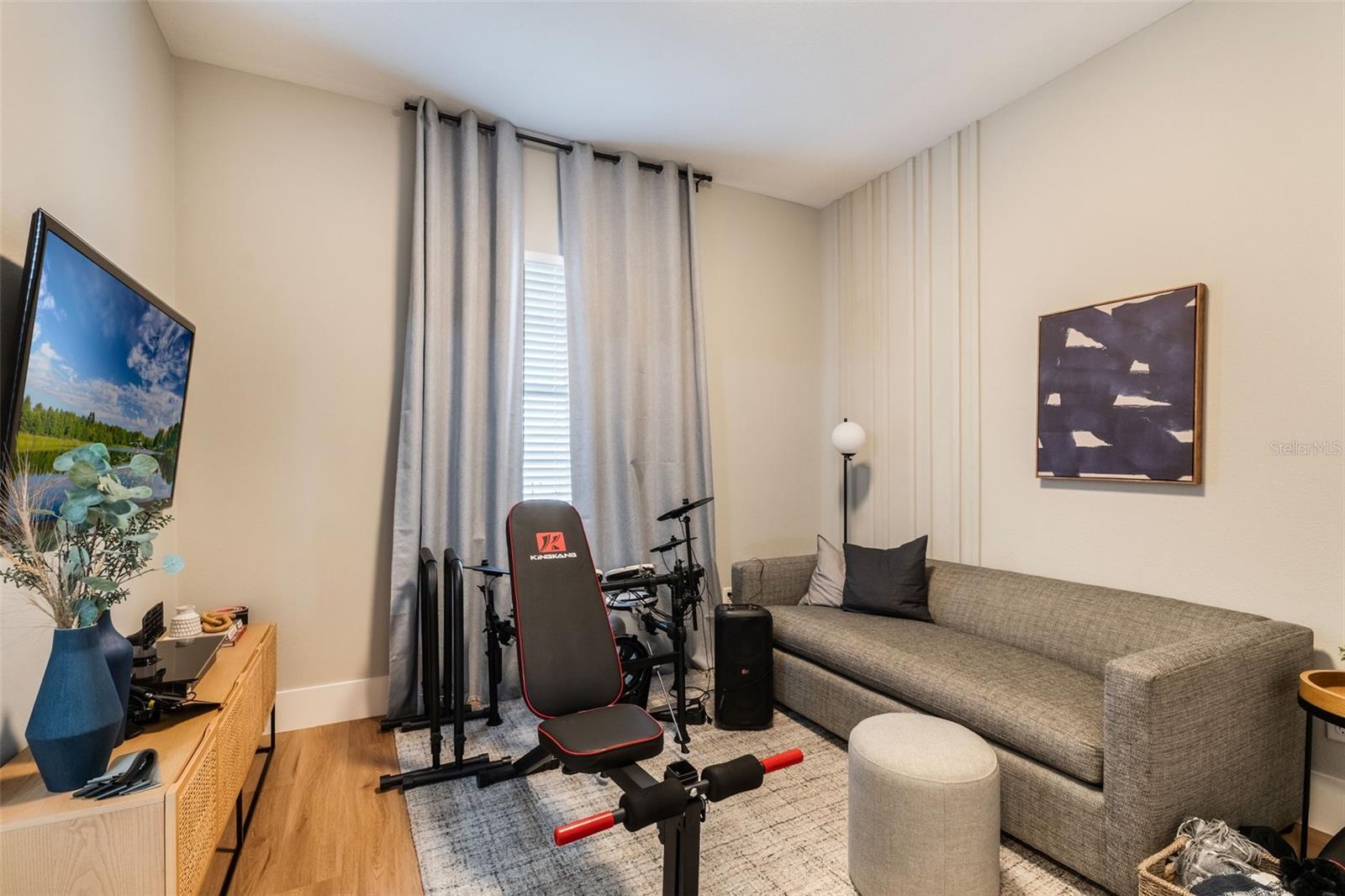 Image 33 of 57 For 12718 Windermere Isles Place