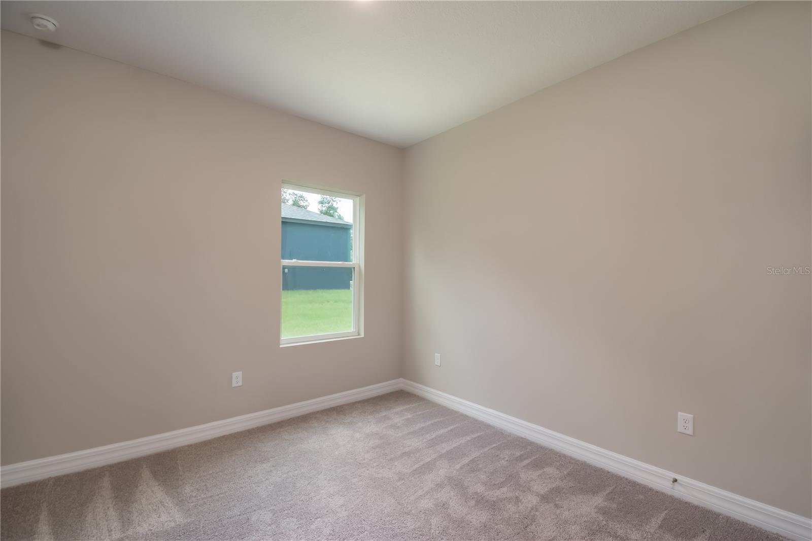 Image 26 of 35 For 9262 Alpinia Drive