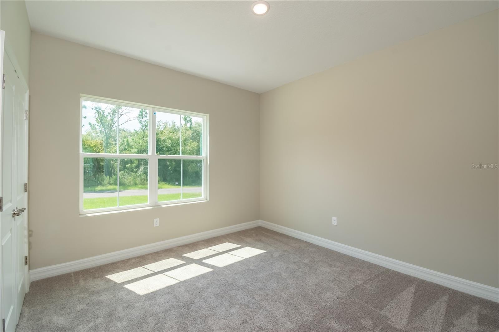 Image 7 of 35 For 9262 Alpinia Drive