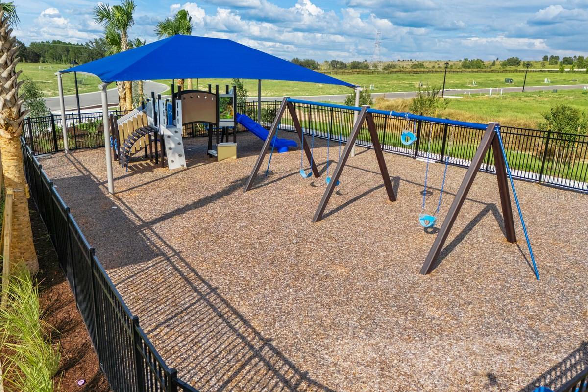 Image 3 of 3 For 24562 Hodges Reserve Avenue