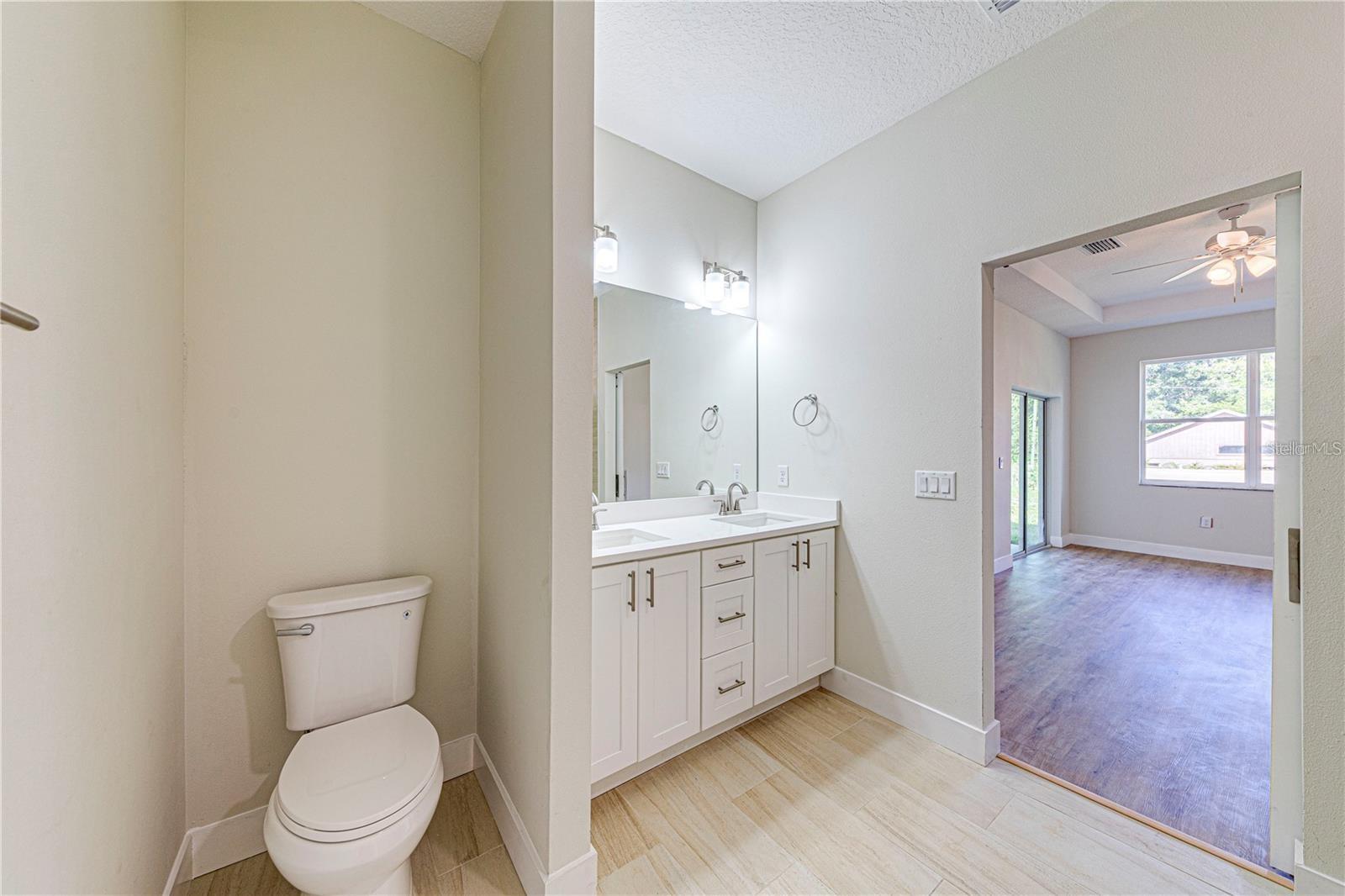 Image 19 of 27 For 257 Pine Avenue