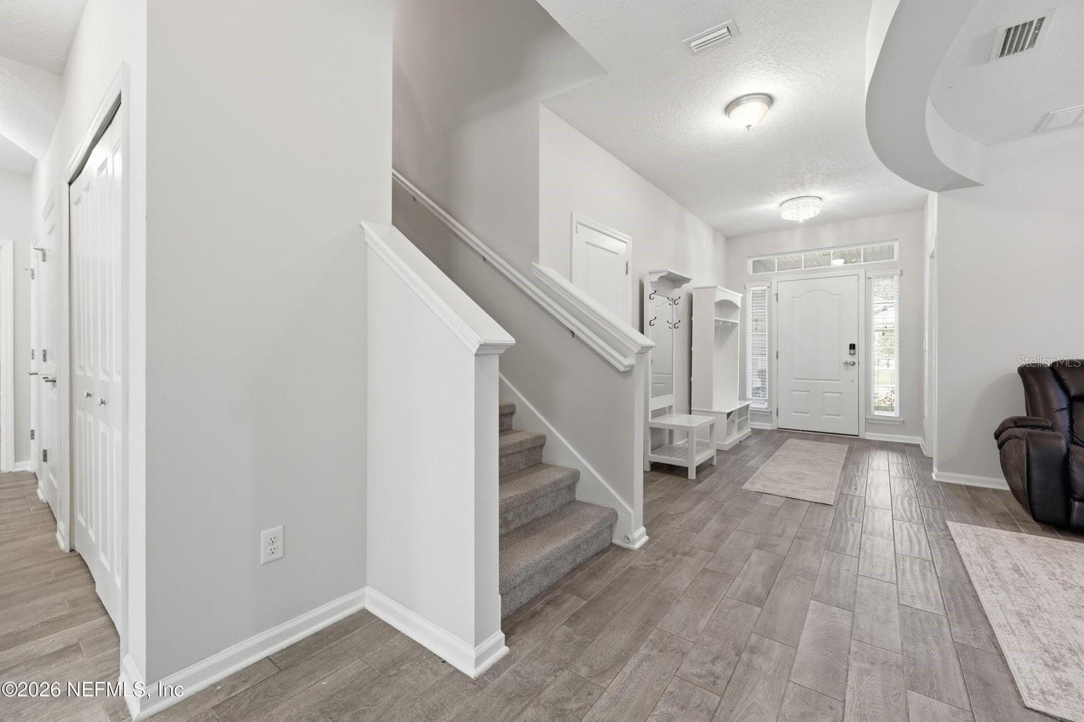 Image 13 of 91 For 6946 Azalea Grove Drive