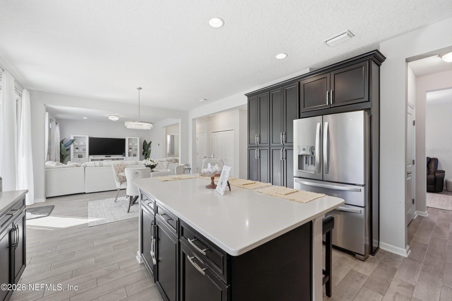 Image 18 of 91 For 6946 Azalea Grove Drive