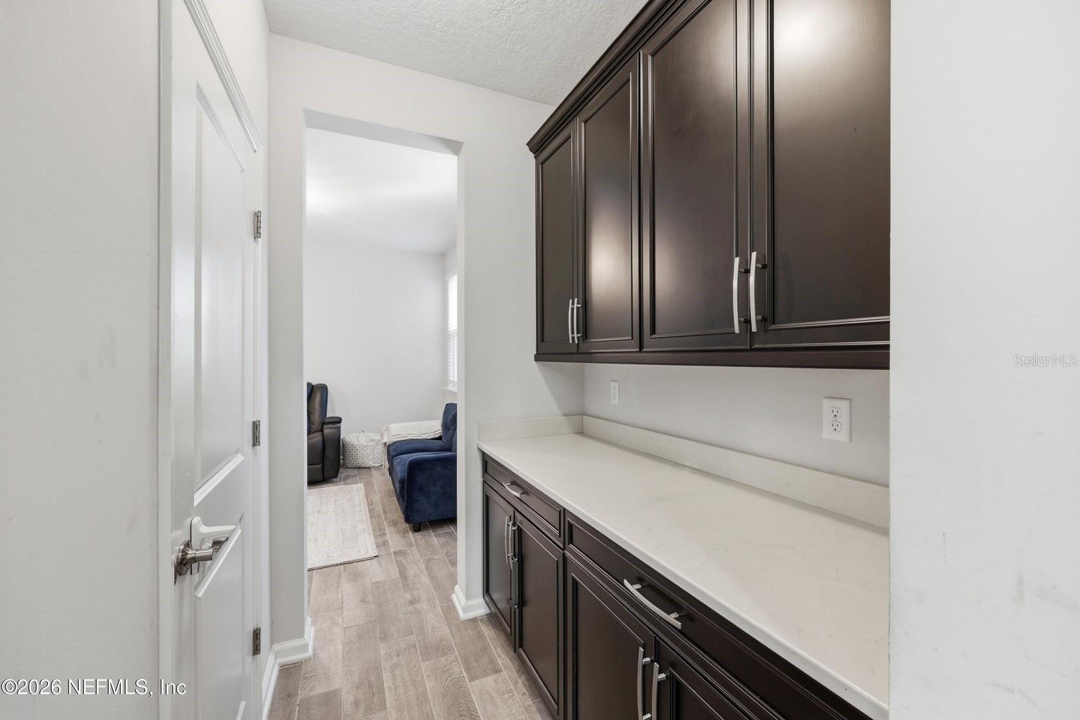 Image 20 of 91 For 6946 Azalea Grove Drive