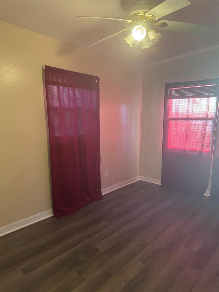 Image 10 of 13 For 1216 Lawne Boulevard