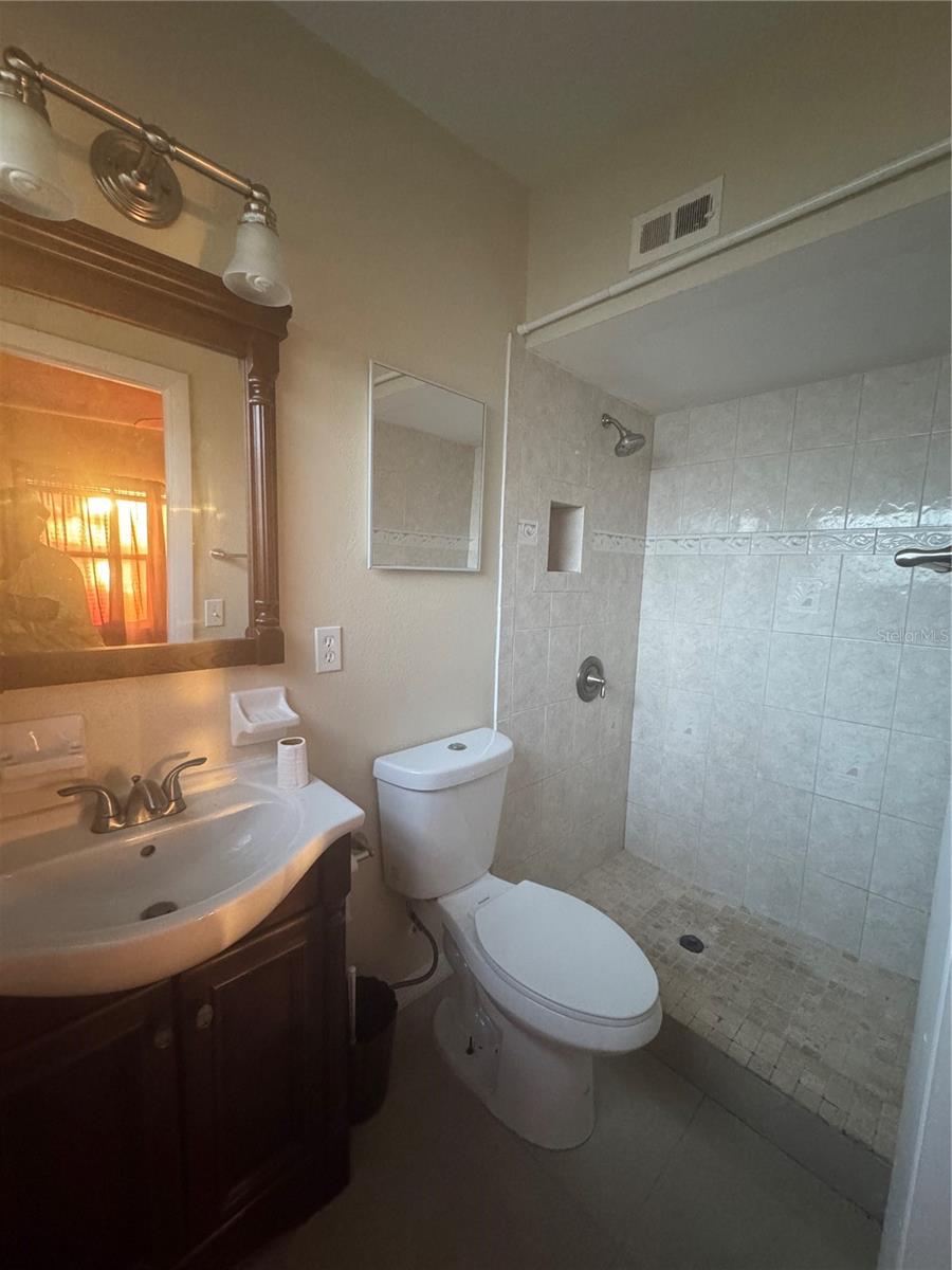 Image 11 of 13 For 1216 Lawne Boulevard