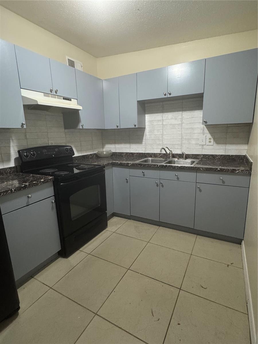 Image 4 of 13 For 1216 Lawne Boulevard